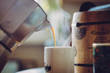 カフェインと健康ついての結論　『健康は出費を抑える資産形成の土台』